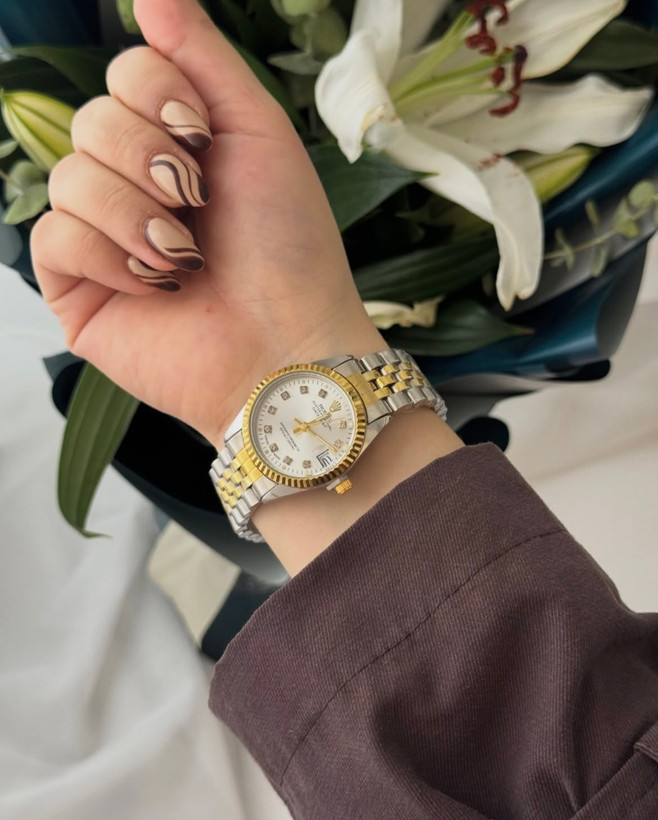 ساعت رولکس سایز متوسطه زنانه دارای هک برند