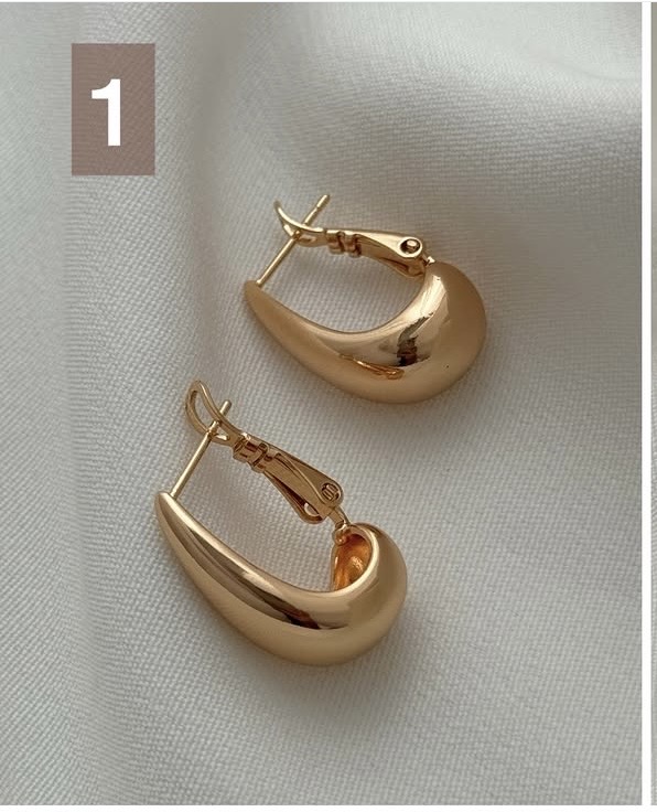 گوشواره اشکی برندژوپینگ رنگ ثابت و ضدحساسیت کامل مشابه طلا